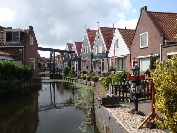  Дефицит жилья в столице Голландии