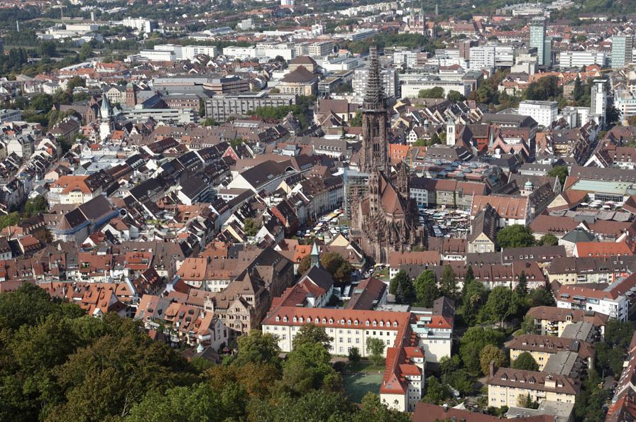 Повышается спрос на недвижимость в Германии